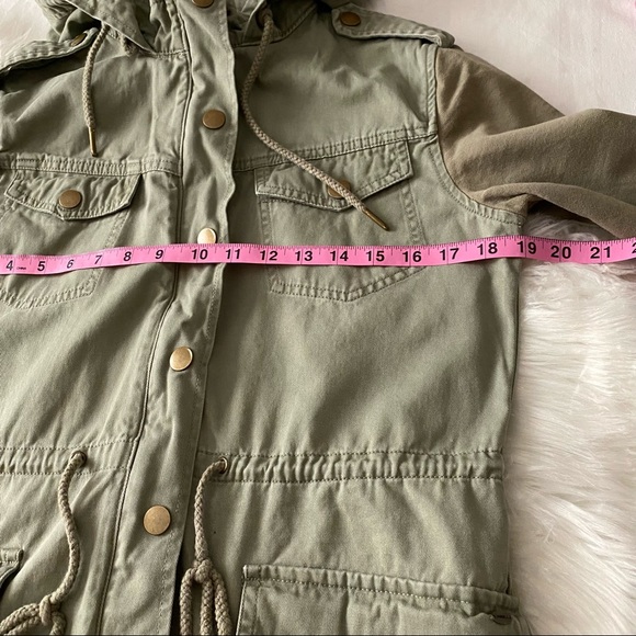 O’Neil • Green Utility Jacket - Picture 9 of 10